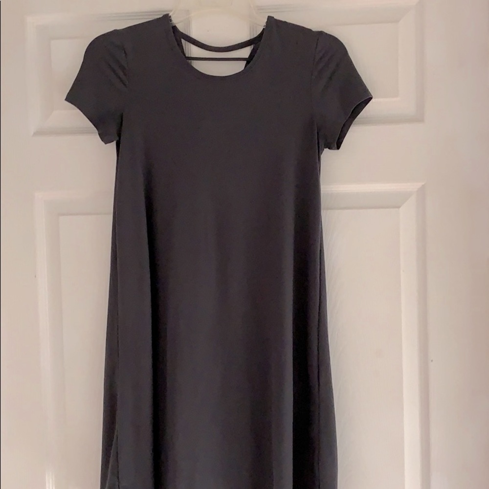 Cute work appropriate dress Small